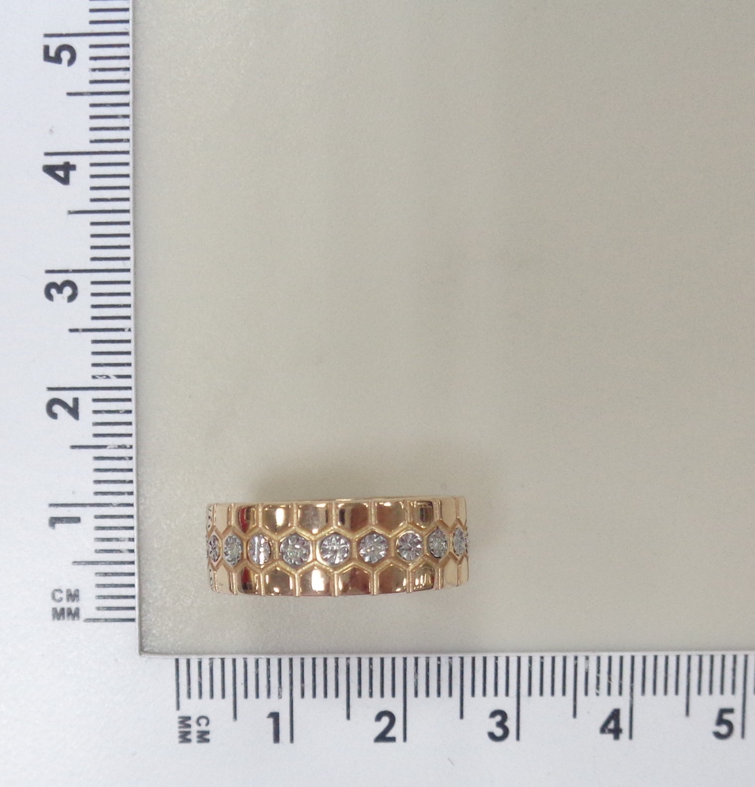 Серебряное кольцо с бриллиантами